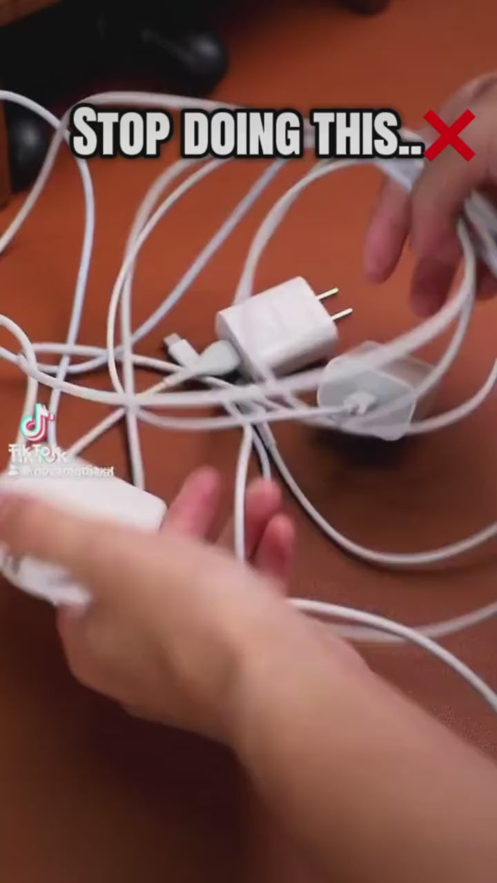 MagCharge Trio — 3-in-1 Magnetic Wireless Charging Station