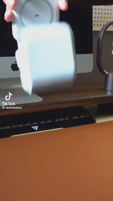 MagCharge Trio — 3-in-1 Magnetic Wireless Charging Station